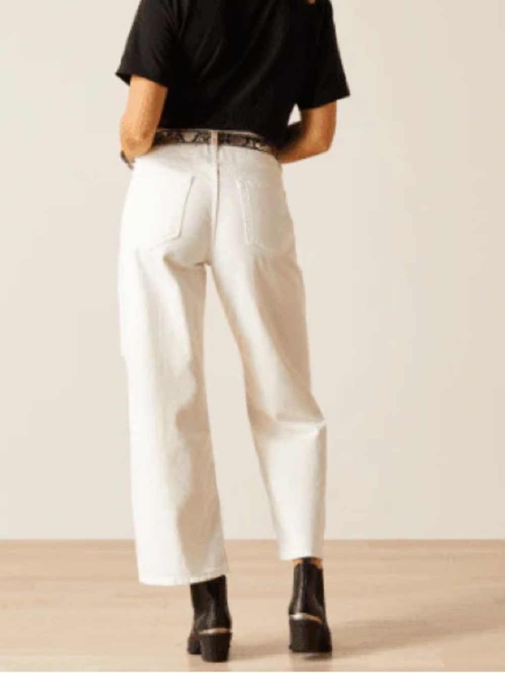 • [ARIAT] High Rise Wide Leg • - Picture 2 of 14